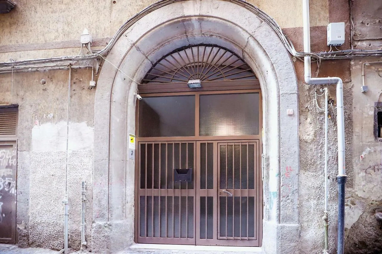 Dante'S House - Historical Center Of Naples Apartment 0*,